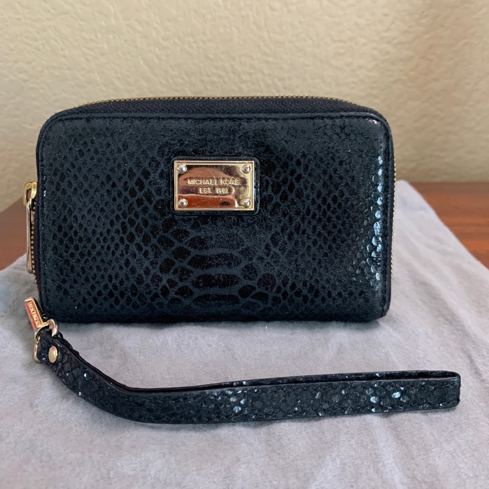 Michael Kors cell phone wristlet